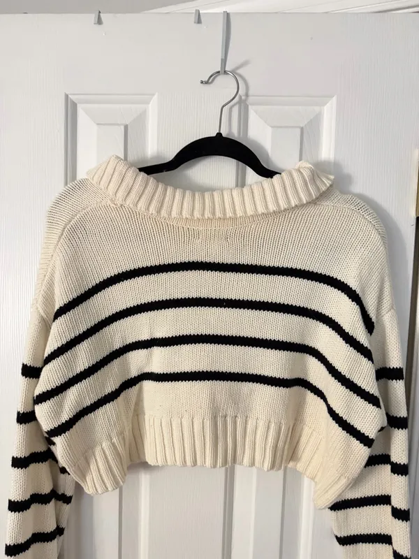 PacSun Cropped Sweater - Image 2