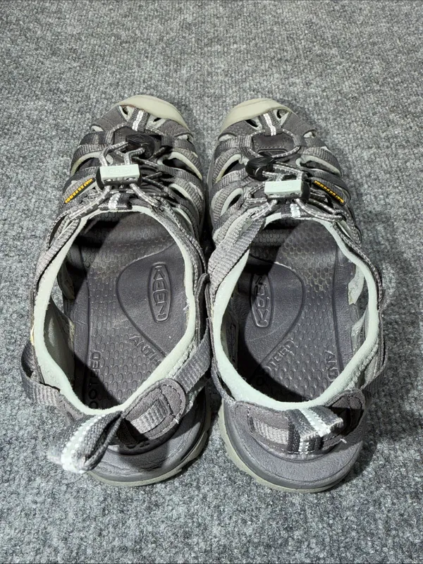KEEN Women's Whisper Sandals Closed-Toe Bungee Sandals - Image 5