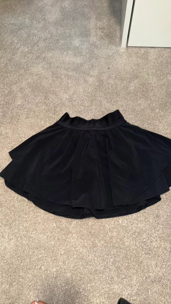 Lululemon Skirt - Image 5