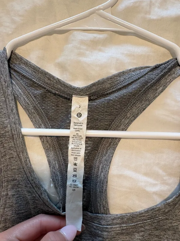 Lululemon tank - Image 4