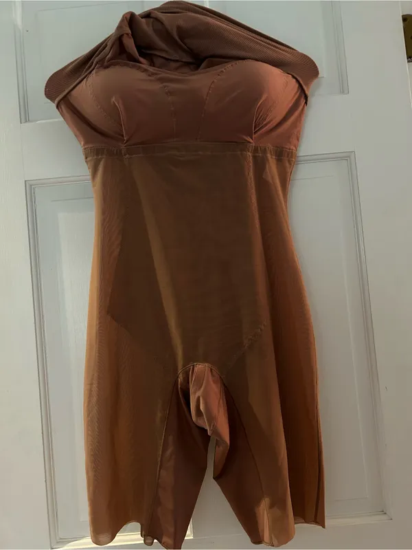 Sleeveless Ribbed Maxi Dress in Mocha Brown - Image 4