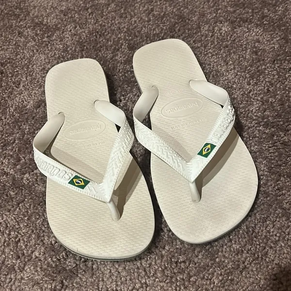 Havaianas unisex white rubber flip-flops - Image 2