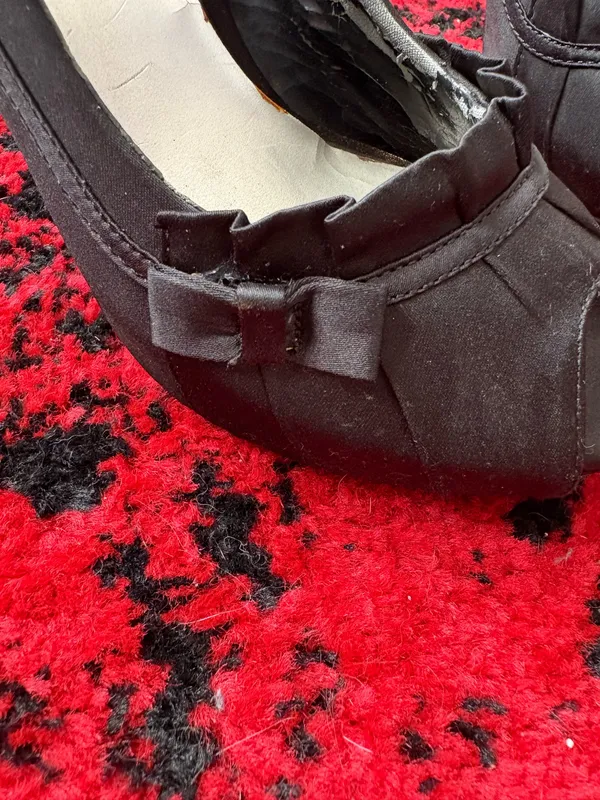 Jasmin collection cute ruffled heels with bows  - Image 4