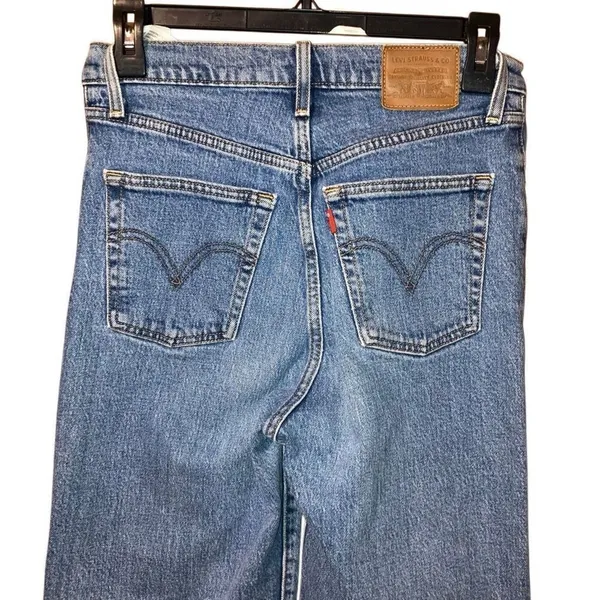 Levi’s medium wash rib age straight Jean non ripped raw hem button fly #759 - Image 7