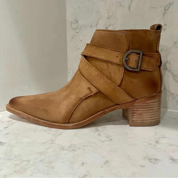 New! Free People Back Loop Heeled Ankle Boot Leather Pointed Toe Bootie Sz‎ 8 - Image 6