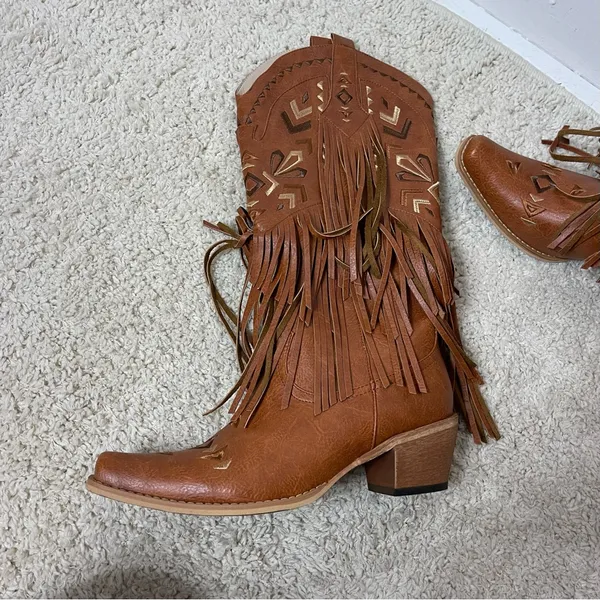 Brown Fringe Western Boots Size 9 - Image 6