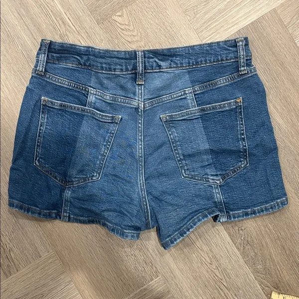 Arizona Women's Denim Shorts High Rise Size 11 - Image 10