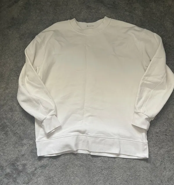Lululemon Perfectly Oversized Crew - Image 2