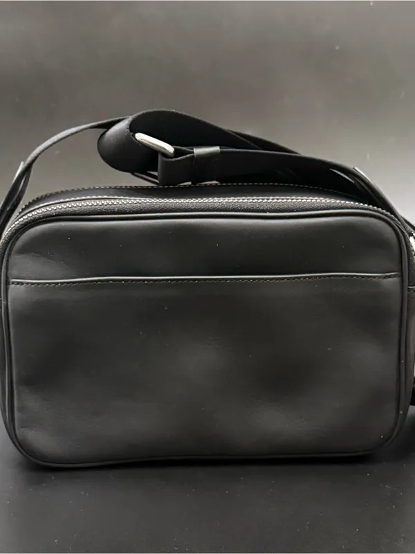 COACH C4148 Black Smooth Calf Leather Double Zip Graham Crossbody Camera Bag - Image 4