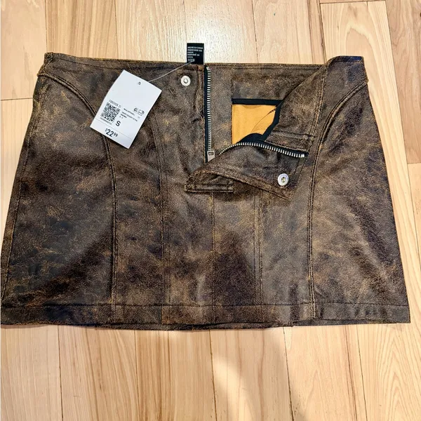 Forever 21 - NWT mini skirt! Brown! - Image 3