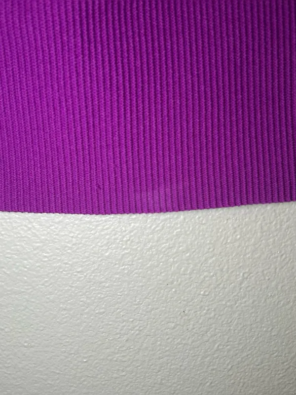 Aritzia Babaton Purple Ribbed Sculpt Knit Cropped Halter Top Women’s Size Small - Image 3