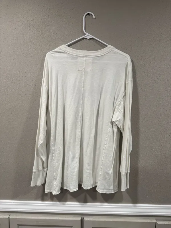 Aerie Long Sleeve Tee with Black Bow Graphic - Image 4