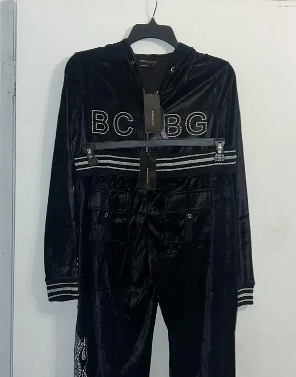 BCBG Max Azria BLACK VELVET BLING SILVER STUD DRAGON & LOGO HOODIE & CROPPED PANTS SET NWT - Image 2