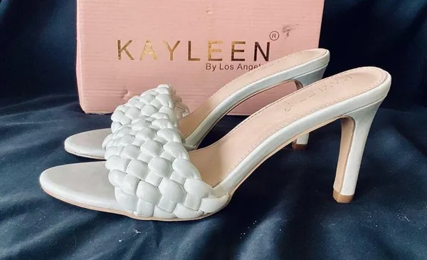 KAYLEEN Slip On Heels White Size 8.5 - Image 3