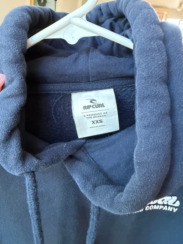 Rip curl hoodie - Image 3