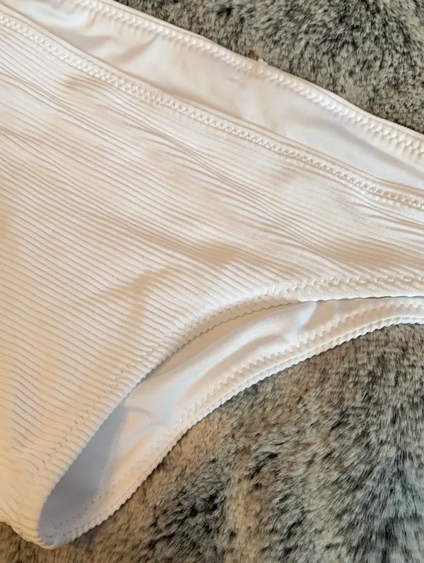 White Ribbed Bikini Bottoms - Image 3