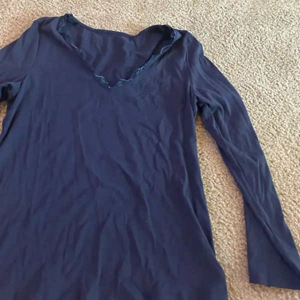 Stretching woman too long sleeves size xl - Image 2
