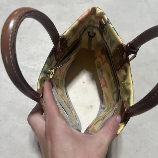Vintage Dooney & Bourke Coated Graffiti Tote Purse Y2K Handbag Leather Straps - Image 6