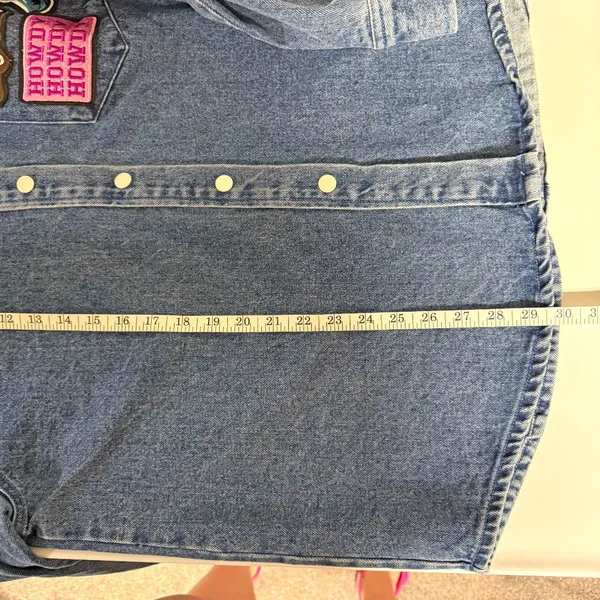 *NEW* blue b. Patch Denim Jacket Size L - Image 9