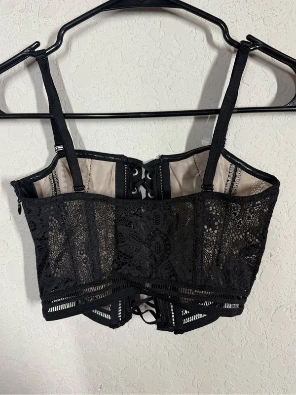 Victoria's Secret Unlined Strapless Bra Size Medium - Image 2