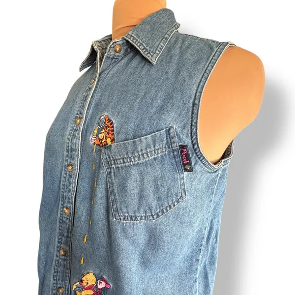 Vintage‎ Disney Pooh Chambray Denim Shirt Tigger Piglet Embroidery Button Front - Image 3