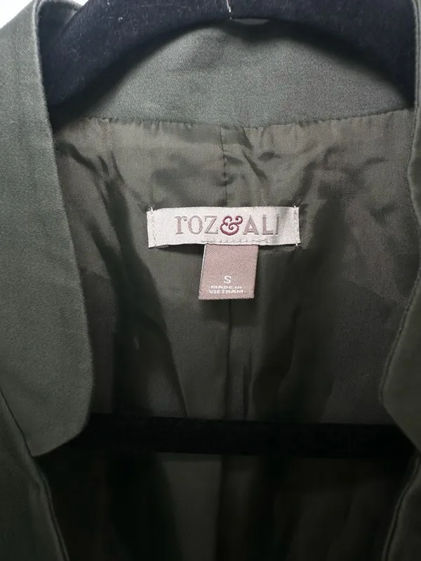 Roz & Ali Open Front Zip Pocket Blazer Size S Olive Green - Image 2