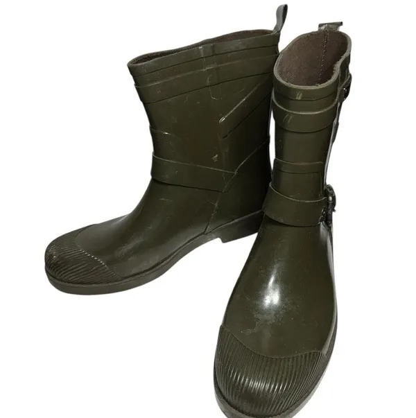 Coach Women’s Size 9 Fatigue Army Green Lester Shiny Rubber Rain Water Boots - Image 2
