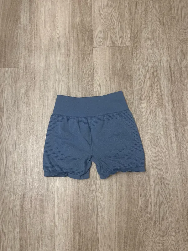 gymshark shorts  - Image 2