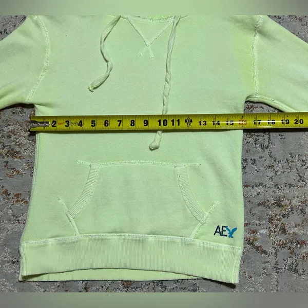 AMERICAN EAGLE neon green hoodie size XS distressed 100% cotton - Image 4