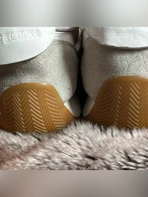Tory Burch Hank White and Beige Suede Retro Runner Sneaker - Image 12