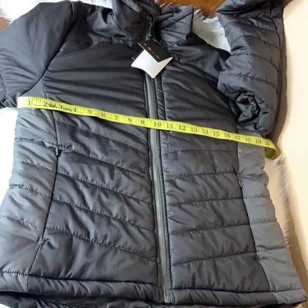 Fossa Women’s Black Puffer Jacket Size Medium - Image 7