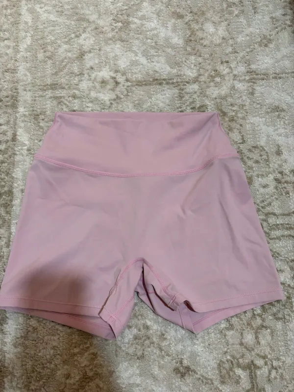 Pink biker shorts Size M - Image 2