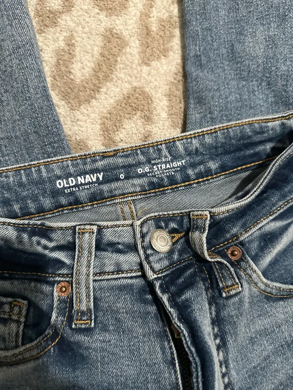 Old Navy High-Rise OG Straight Jeans - Image 2