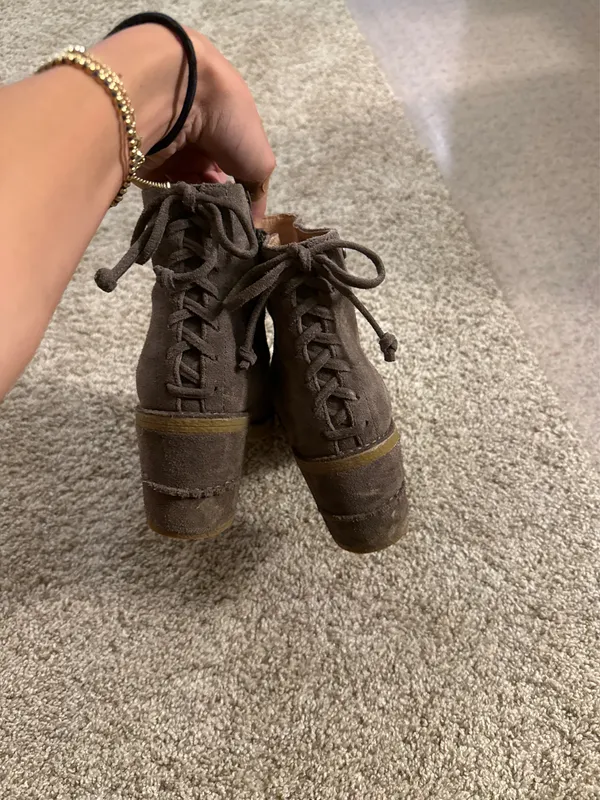 UGG Boots Suede Ankle - Image 2
