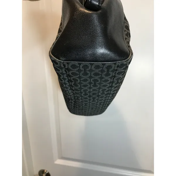 Coach Madison Madeline East/West Satchel Black/Gray Sig Jacquard EUC - Image 6