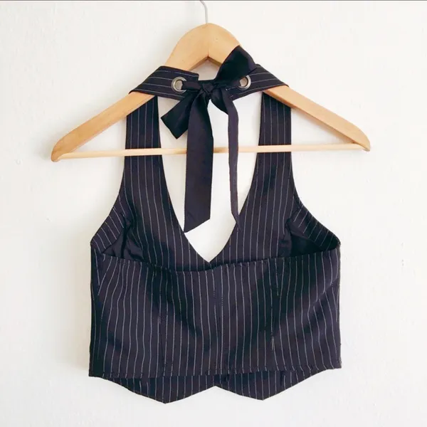 Crown of ❤️5, Open Back Striped Vest, Black - Image 2