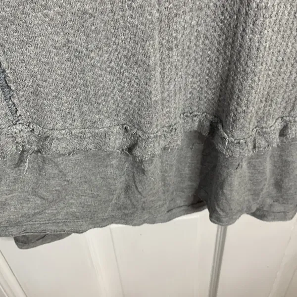 Free People We the Free Laguna Gray Thermal Long Sleeve Top W-167 Size XS - Image 7