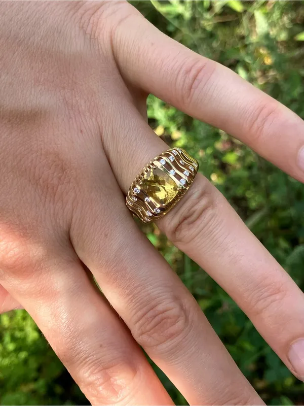 Golden Apatite Moissanite Ring Size 7 Gold - Image 3