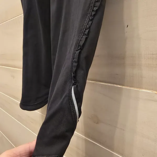 {8} Lululemon Run Fast And Free Crop Black / High Noon Dot Lilac Black Lilac - Image 8