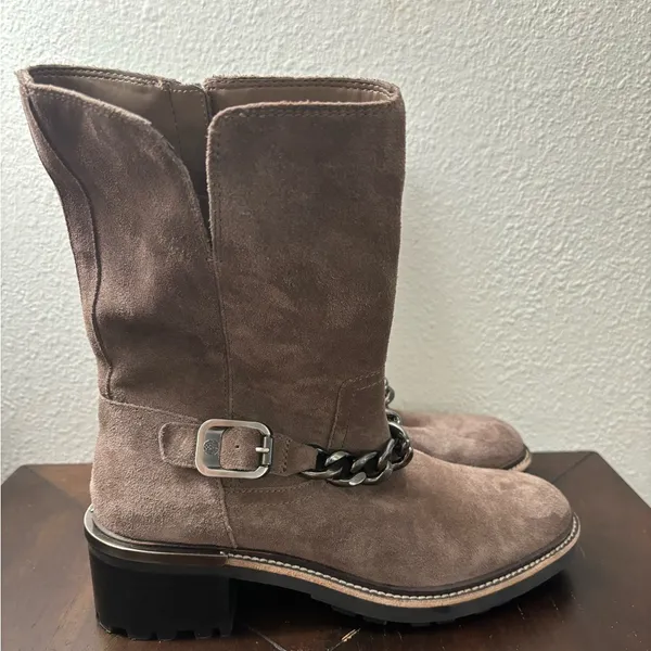 Vince Camuto Keshilla Boots Women's 7.5 Mid Calf Brown Suede Chain Trim Lug Sole - Image 5