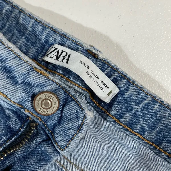 Zara jeans size 26 - Image 3