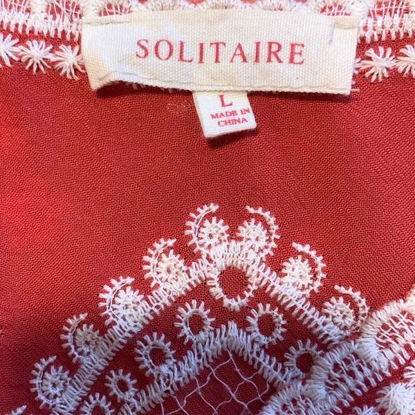 SOLITAIRE BOHEMIAN EMBROIDERED TOP. Sz: L - Image 4