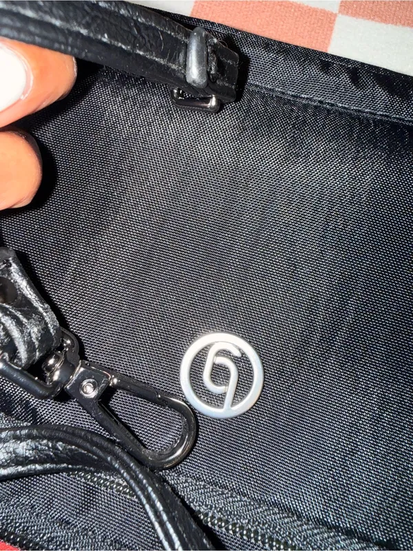 No strap :Baggallini Multi Zip RFID-Blocking Crossbody Bag - Image 8