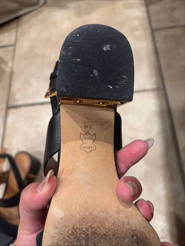 Tory Burch Gigi Black Heels with Gold Detail Under Heel - Image 6