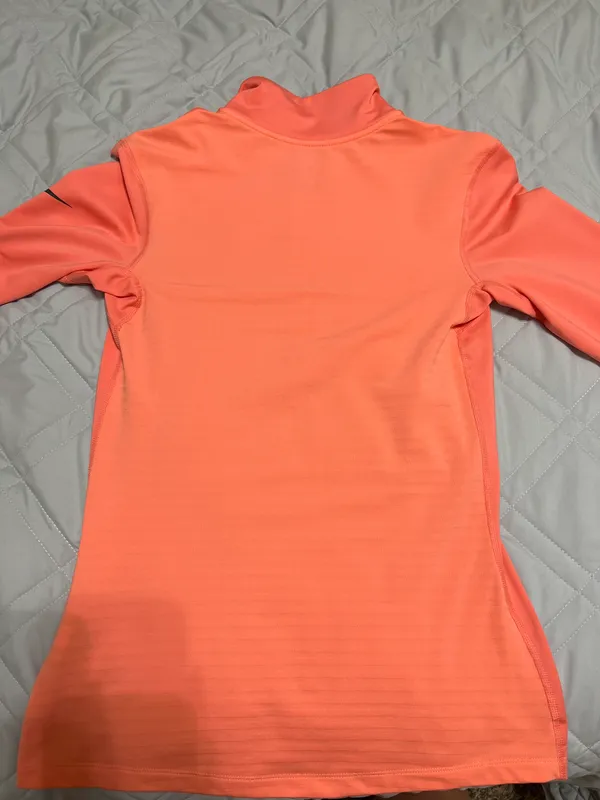 Nike Dri-Fit Long Sleeve - Image 4