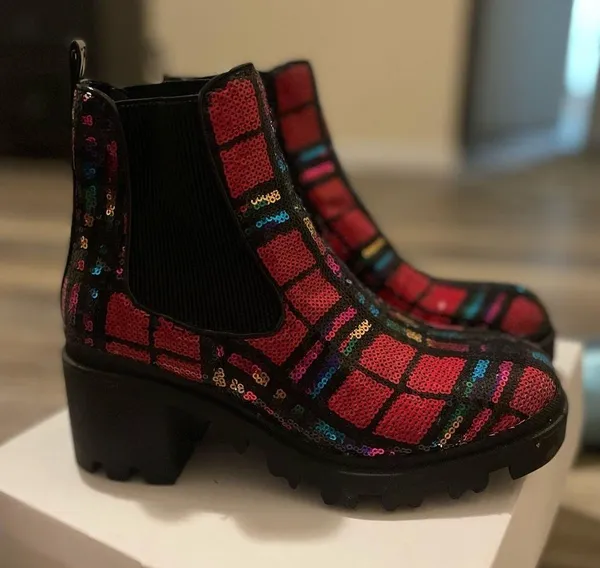Betsey Johnson 7 1/2 rainbow plaid boots - Image 3