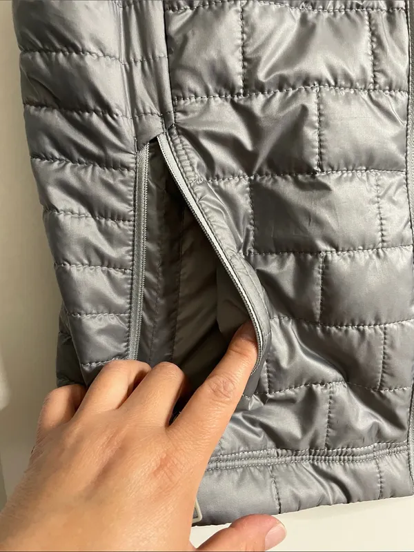 Patagonia Women’s Nano Puff Vest Size Small Gray Full Zip Insulated Puffer - Image 7