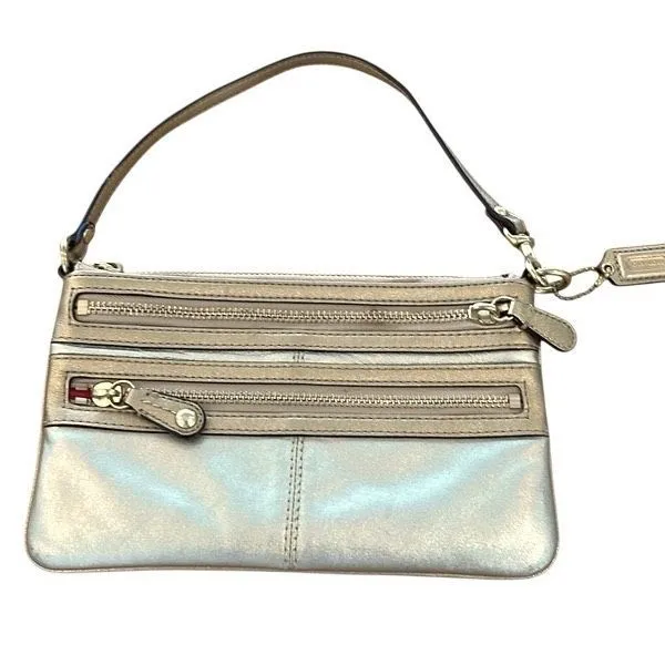 Coach Leather Wristlet Metallic‎ Gold Triple Zippy Pocket - Image 4