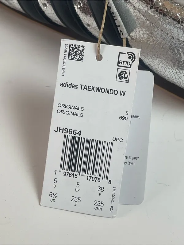Adidas Originals Taekwondo Women’s Leather Silver Metallic Black Sneakers 6.5 - Image 6