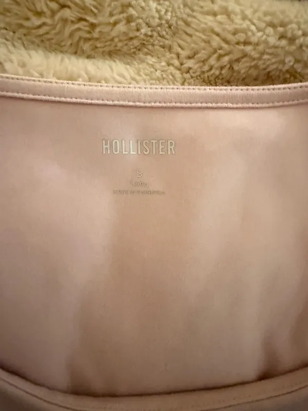 Hollister Pink Top - Image 2